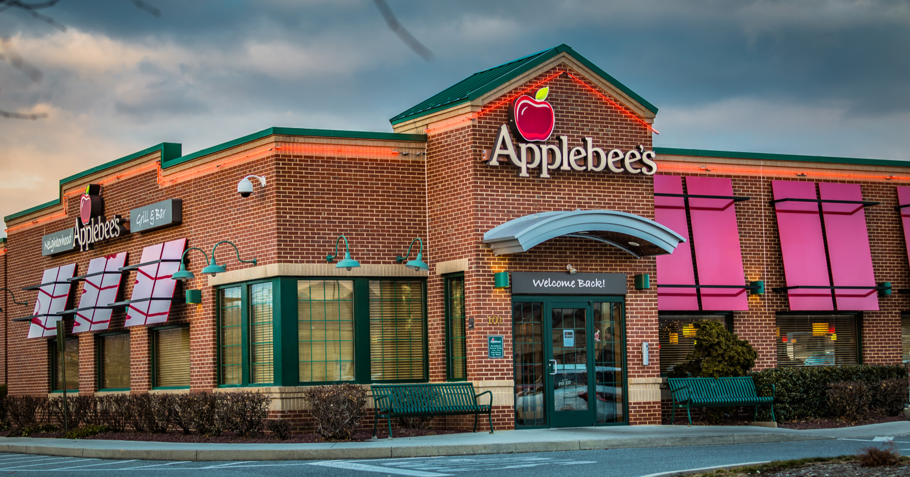 Applebee'S Locations Closing 2024 Inge Lorraine